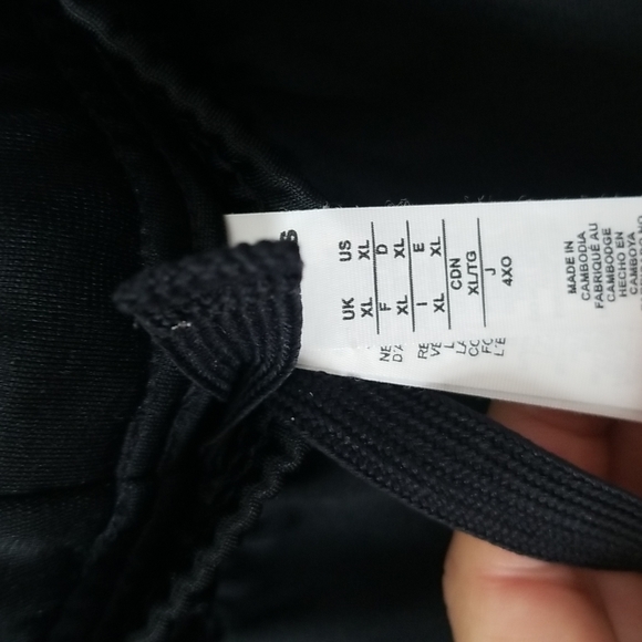 Men's Adidas pants - Picture 2 of 2